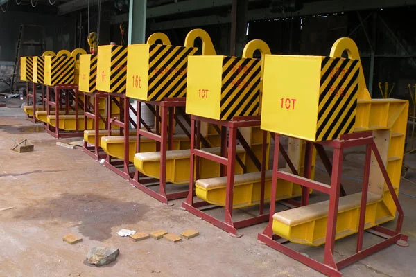 A C-hook steel coil lifter3